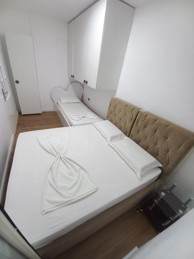 Apartment Holidays Golem (Tirana)