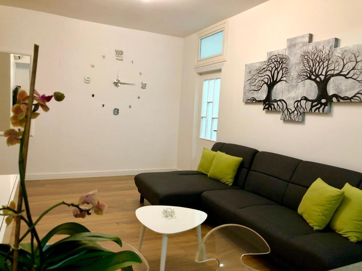 Holidays Apartment Golem (Tirana)
